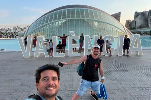 Valencia: Guided Treasure Hunt and Outdoor Escape Game