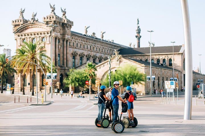 Live Guided Segway Tour To Montjuic