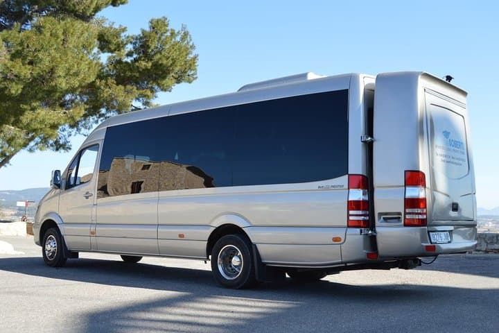 Private Cruise Port to Airport Transfer in Barcelona