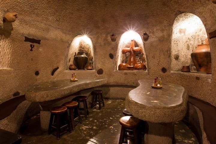 Guayadeque cave