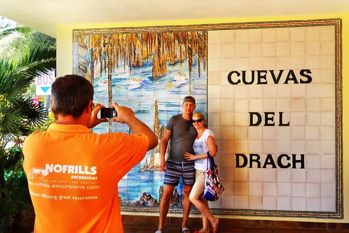 Private Tour: Mallorca Caves of Drach and Majorica Pearl Factory