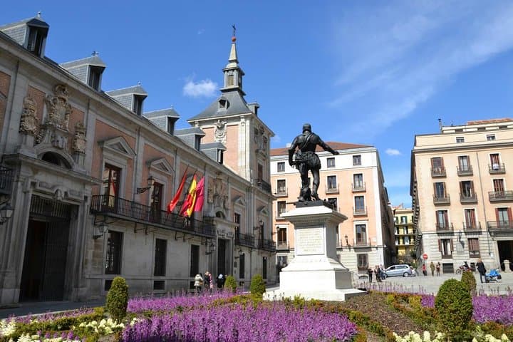 villa square