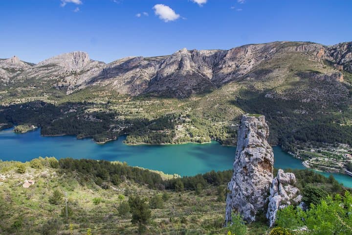 Guadalest and Algar Springs Guided Tour from Alicante