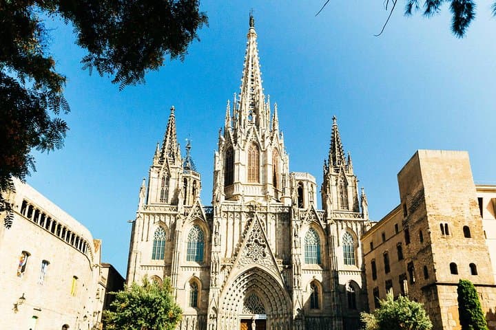 Private City Kickstart Tour: Barcelona