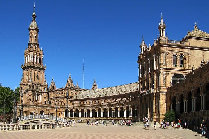 2.5-Hour Seville City Bike Tour