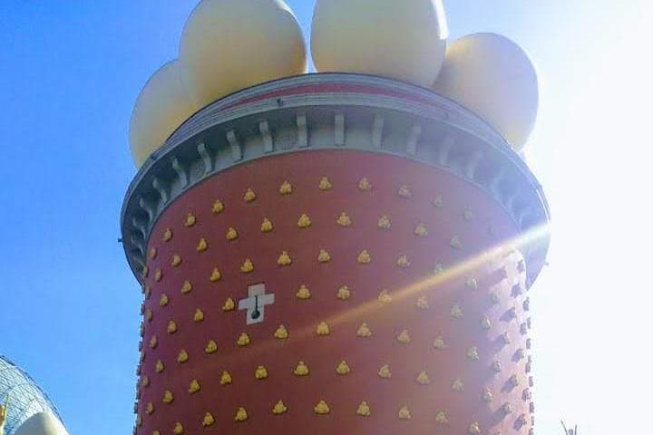 Surreal experience: visit the Dalí museum