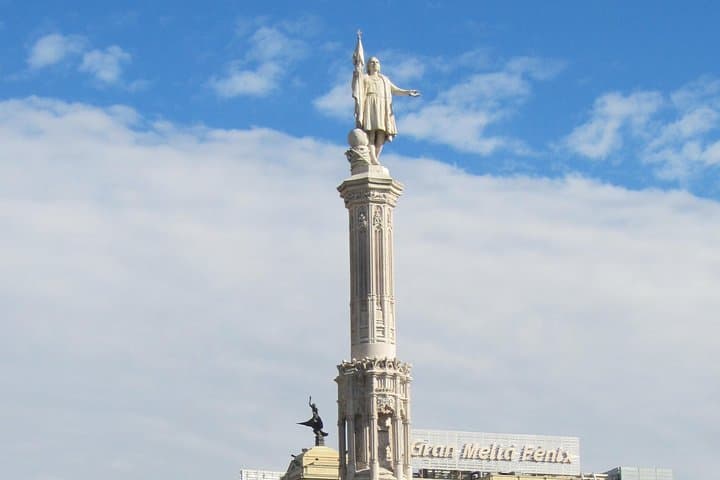 Madrid Highlights Private Walking Tour