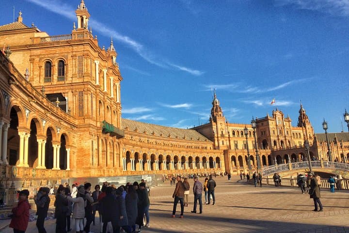 6-Day guided tour Andalucia and Valencia from Barcelona
