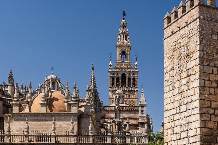 Private half day Tour of Sevilla with Hotel pick up