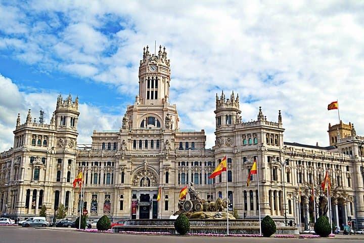 Private full day Tour Madrid, Escorial and Valley of the Fallen