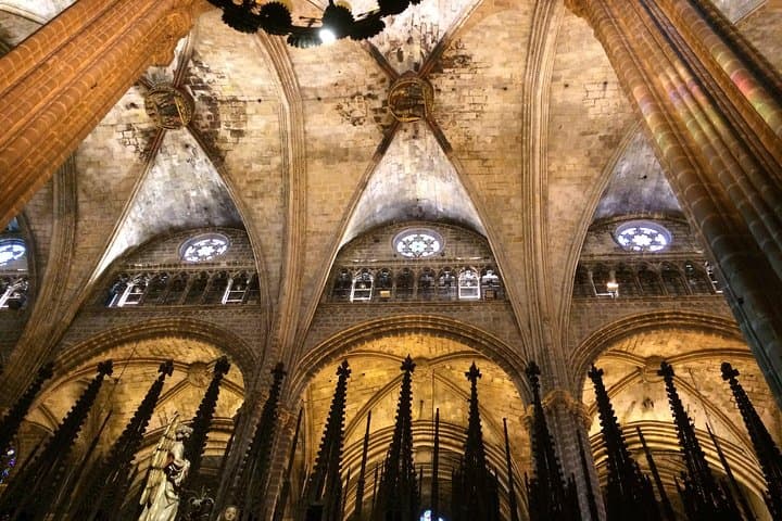 Discover Barcelona’s Gothic Quarter | Private & Semi-Private