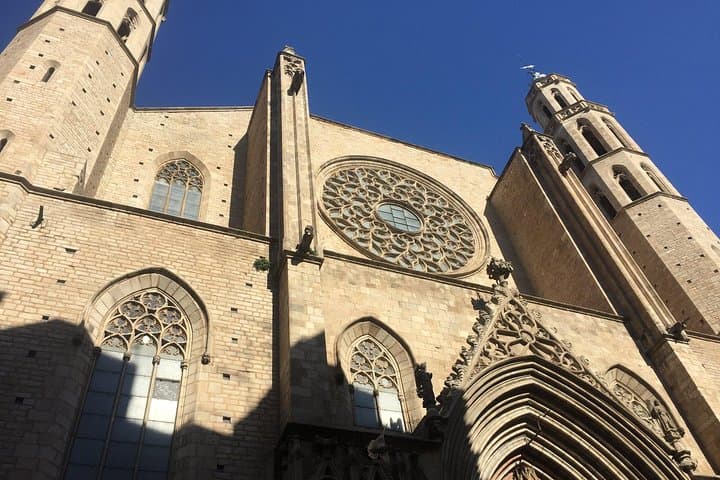 Discover Barcelona’s Gothic Quarter | Private & Semi-Private