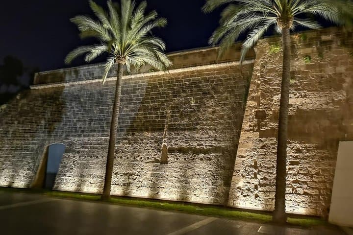 Palma's nightly charm and delicious local snacks