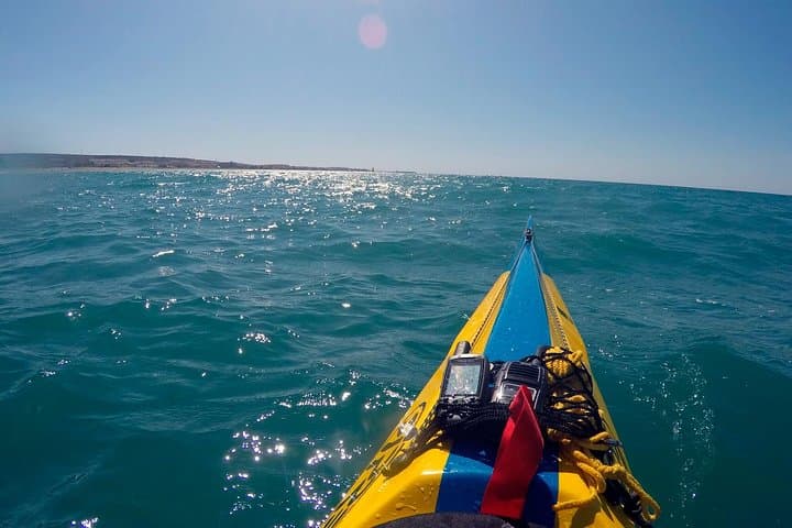 Guided Kayak Tour and Paella Lunch at the Beach in Valencia