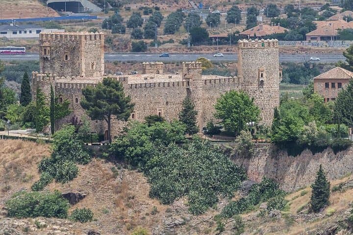 Private 5-hour Tour to Toledo from Madrid with hotel pick up and drop off