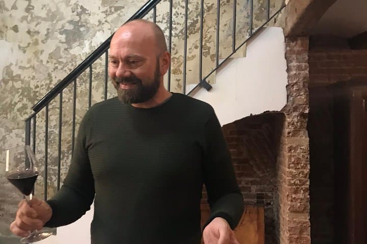 Barcelona Fun Wine Tasting with a Sommelier
