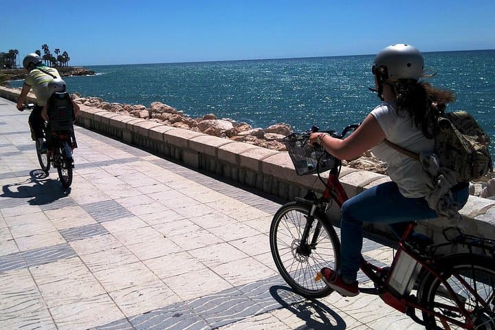 Package E-bike tour and rental - Promenade