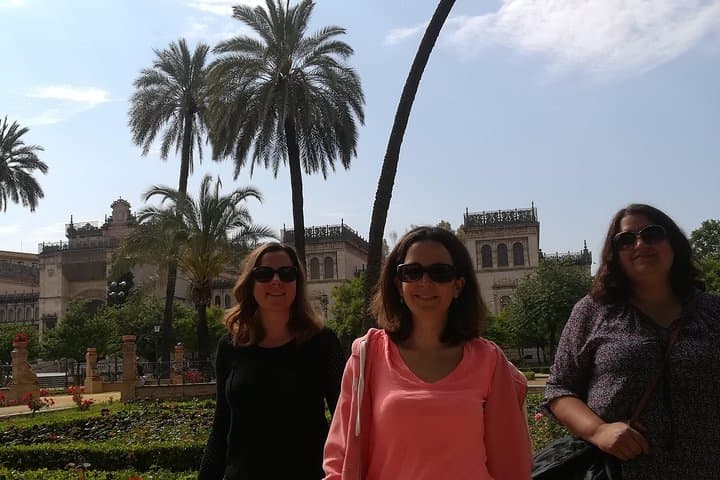 Private personalized Seville street tour of 2.5 hours