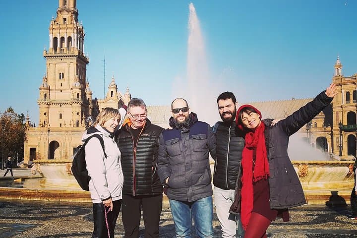 Private personalized Seville street tour of 2.5 hours