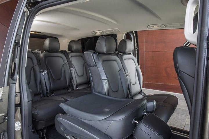 Private Shuttle Service Madrid Barajas-Adolfo Suárez Airport