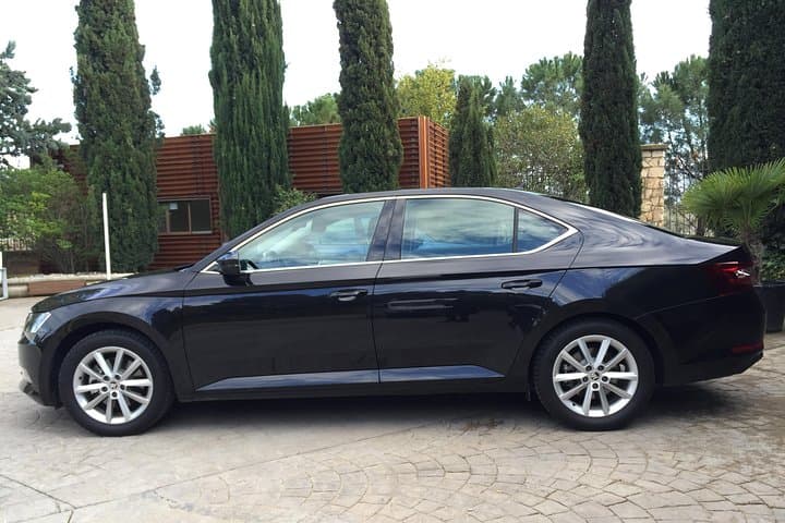 Private transfers Airport-hotel Zaragoza.