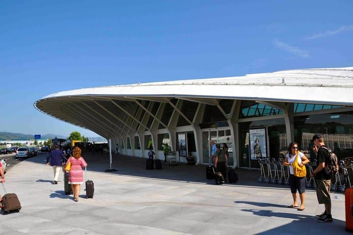 Bilbao Airport Private Departure Transfer