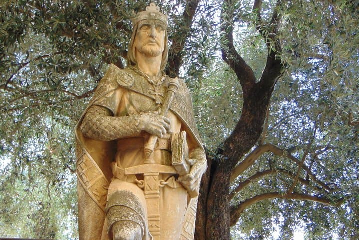 Guided visit to Alcazar de los Reyes Cristianos with admission