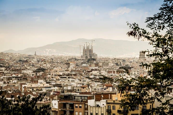 One-way Private Transfer From/To Barcelona Airport