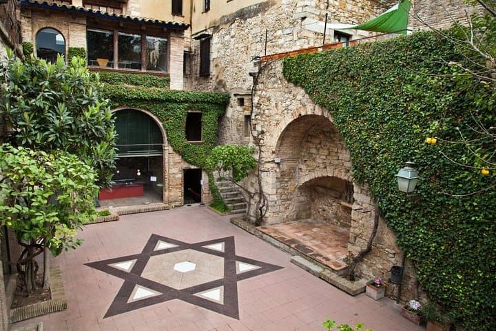 Girona Private History Tour