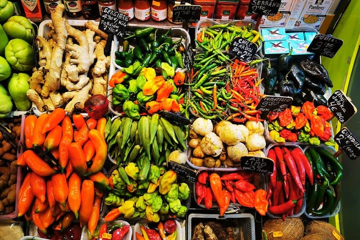 Sant Antoni Market tour with Catalan traditional breakfast
