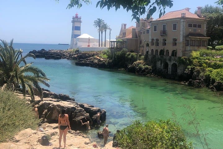 https://media-cdn.tripadvisor.com/media/attractions-splice-spp-720x480/0a/69/15/6b.jpg