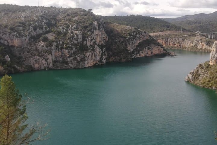 El Grado's Dam feed up with water from Cinca River.