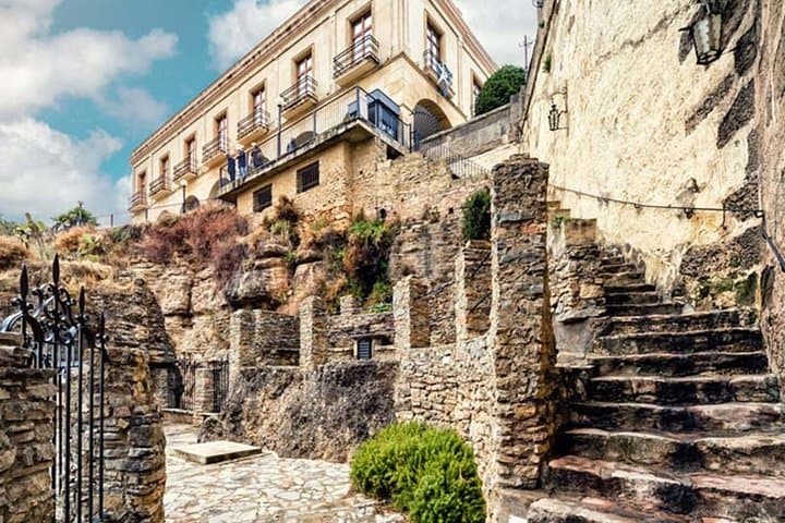 Ronda and the white village of Setenil private tour from Granada