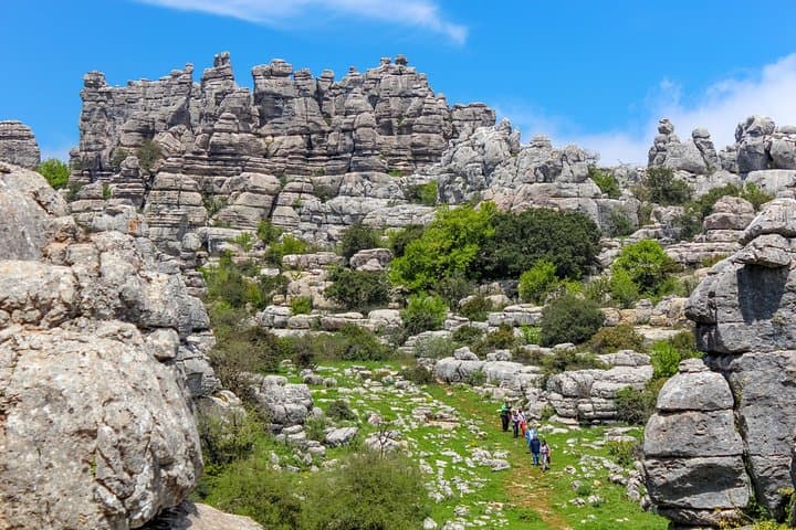 Torcal de Antequera hiking tour from Malaga by MALAGA ACTIVA TOURS.