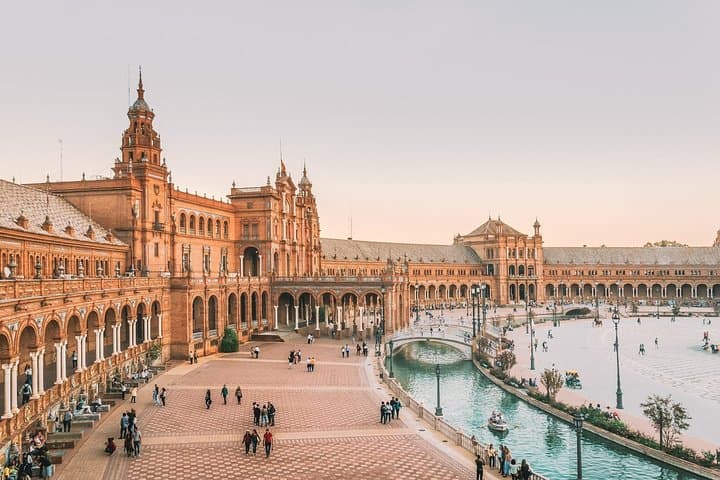 Barcelona and Andalucia 7 Days Tour from Madrid to Barcelona or Madrid