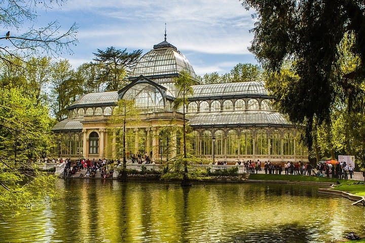 Private Tours during 5 days in Madrid with private pick up and entrance tickets