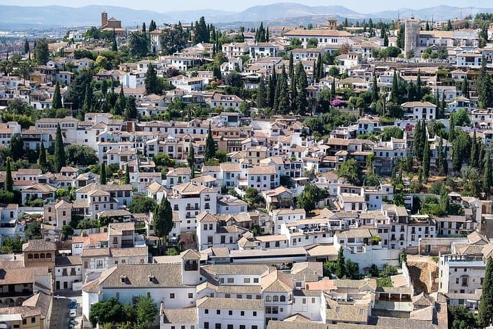 Sunset Walking Tour in Albaicín & Sacromonte