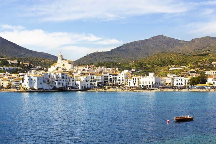 Dalí & Wine | Premium Private Tour with Coastal or Girona Add-On