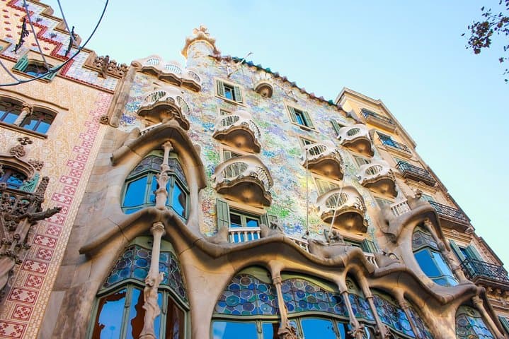 Gaudi Private Tour with Sagrada Familia & Park Guell Tickets