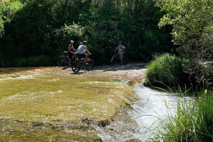 Mountain bike routes with electric guide