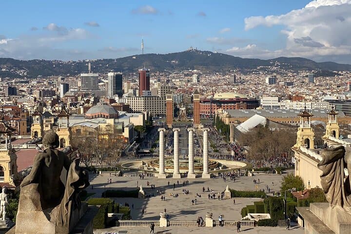 Best panoramic view from Montjuic hill towards Plaça Espanya