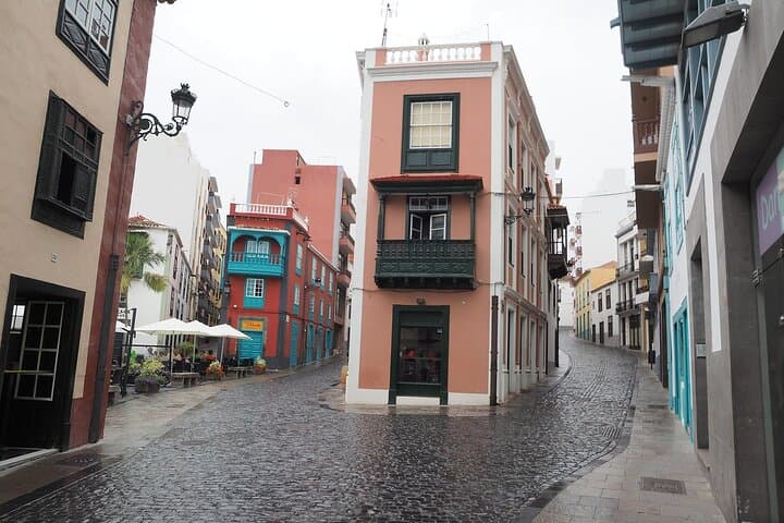 Private 4-hour Tour of Santa Cruz de Tenerife with Hotel or Cruise Port pick-up