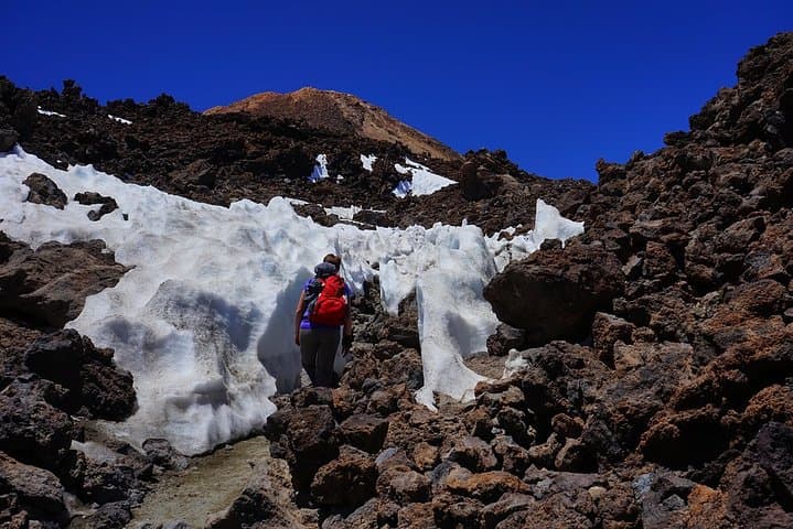 Private Full Day Tour to the Top of the Teide: go hiking and return in cable car