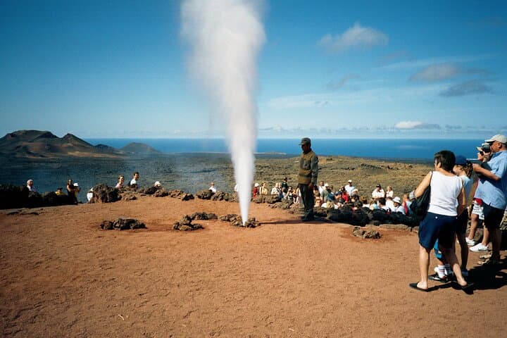 Private Luxury 4 hours Tour to the National Park of Timanfaya