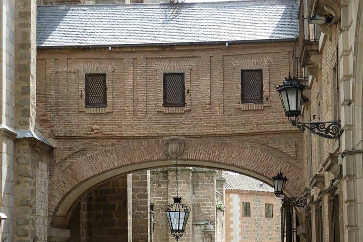 Toledo Day Trip From Madrid including Zip-line Ticket