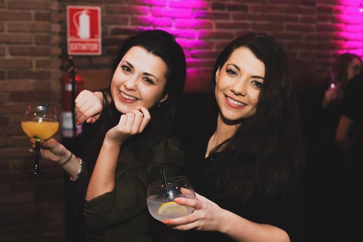 Bar Crawl in Barcelona with Spanish Wines, Vermut, Cold Beer and Tapas with Local Expert Guide