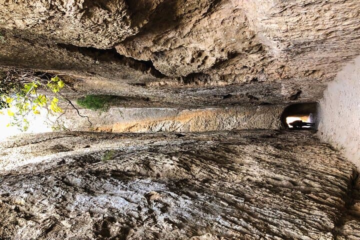 Hiking Tour of the Roman Aqueduct of Peña Cortada and Ruta de Agua
