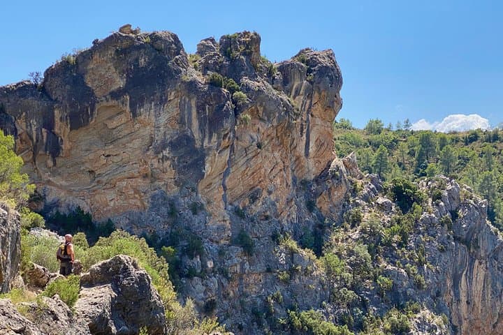 Hiking Tour of the Roman Aqueduct of Peña Cortada and Ruta de Agua