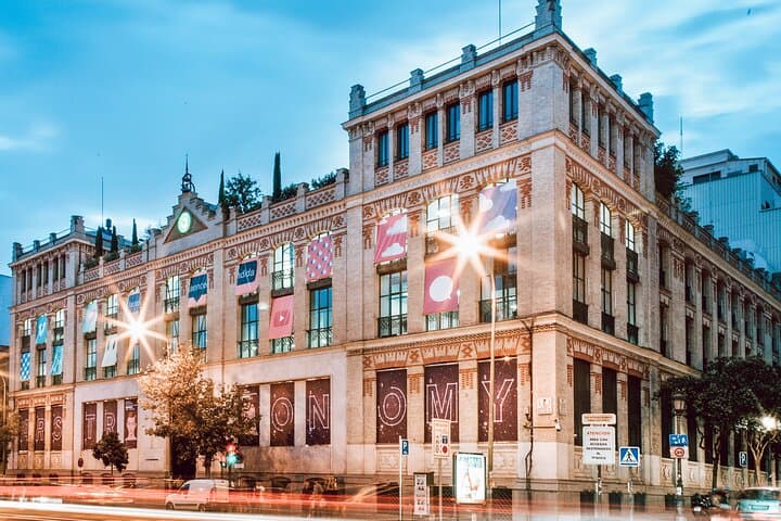 Private Tapas Tour of Madrid with Local Expert