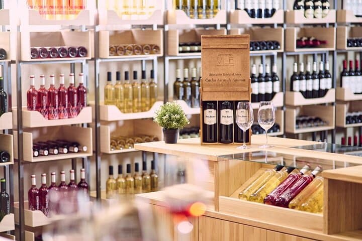 Wine tourism : wine tasting